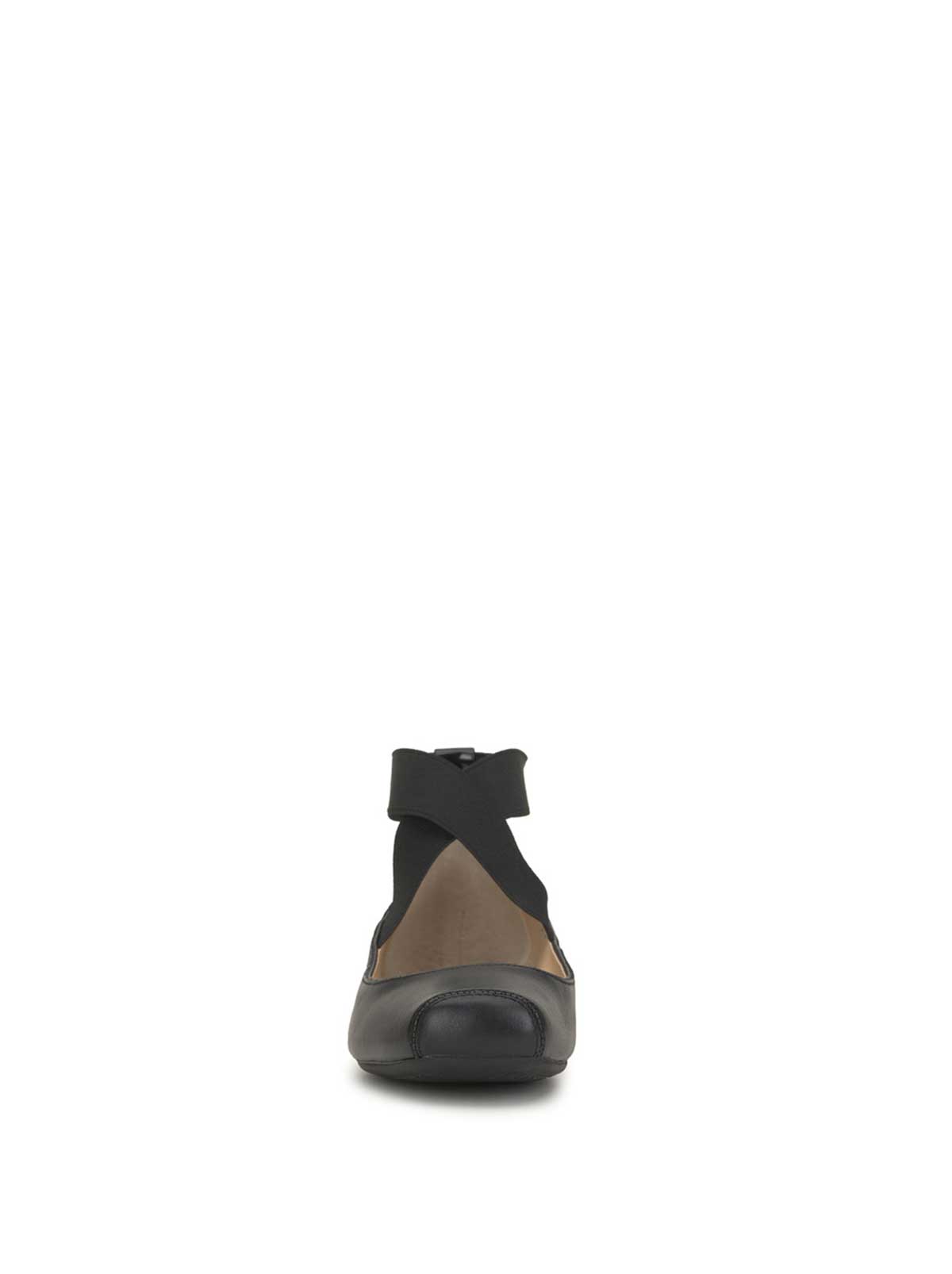 Jessica Simpson Women Mandalaye Ballet Flat in Black