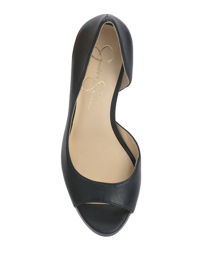 Jessica Simpson Women Kimli Peep Toe Pump in Black