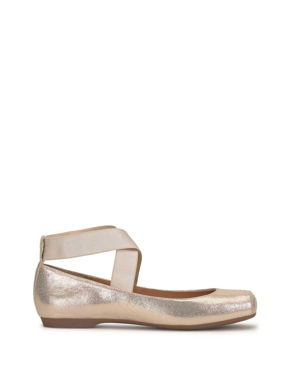 Jessica Simpson Women Mandalaye Ballet Flat in Champagne