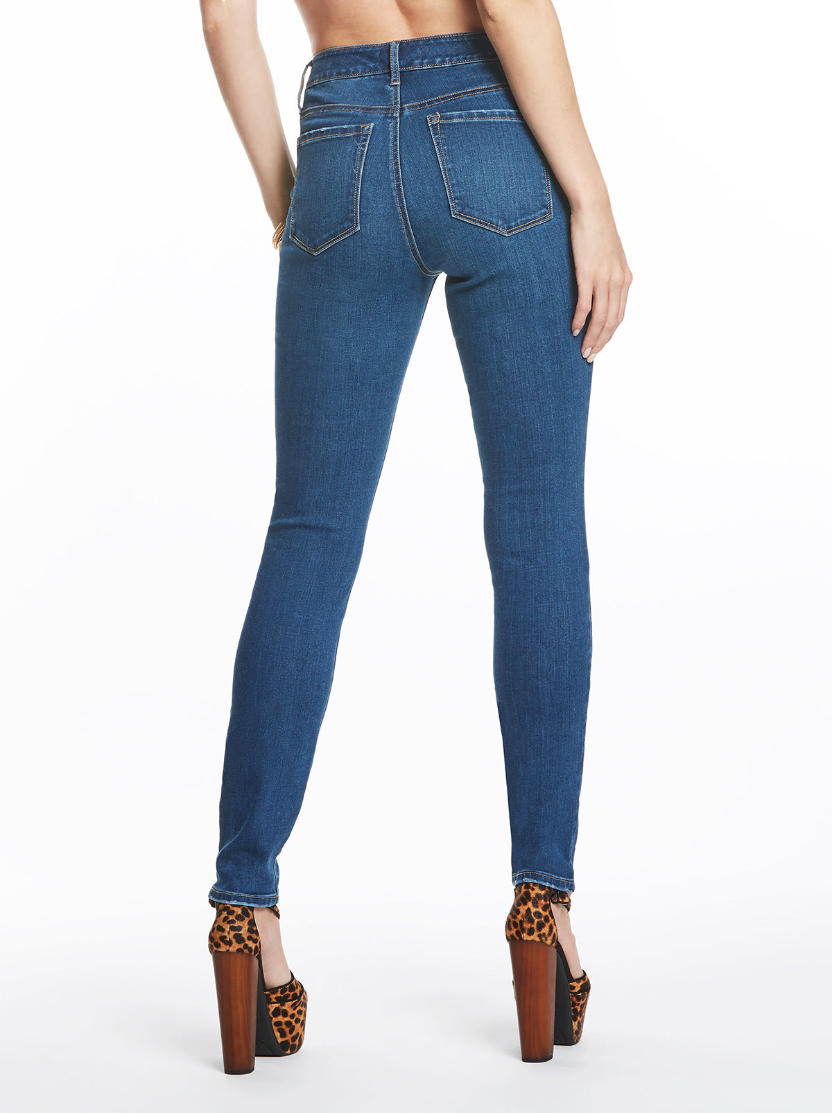 Jessica Simpson Women Kiss Me Skinny Jeans in Sweet Charlotte