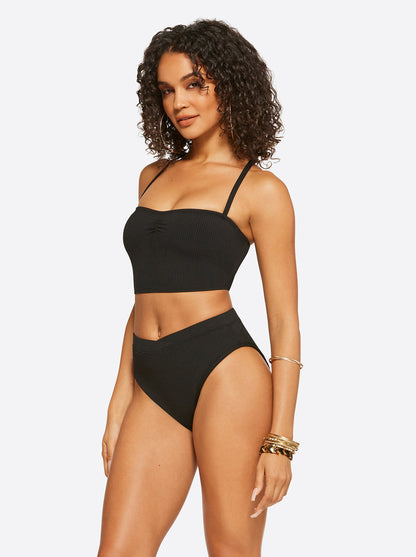 Jessica Simpson Women Textured Solids Open Back Tank in Black