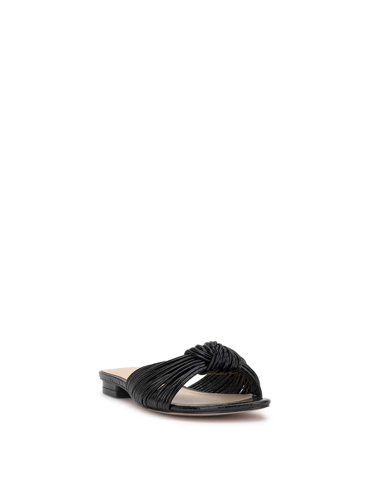 Jessica Simpson Women Dydra Knotted Flat Sandal in Black