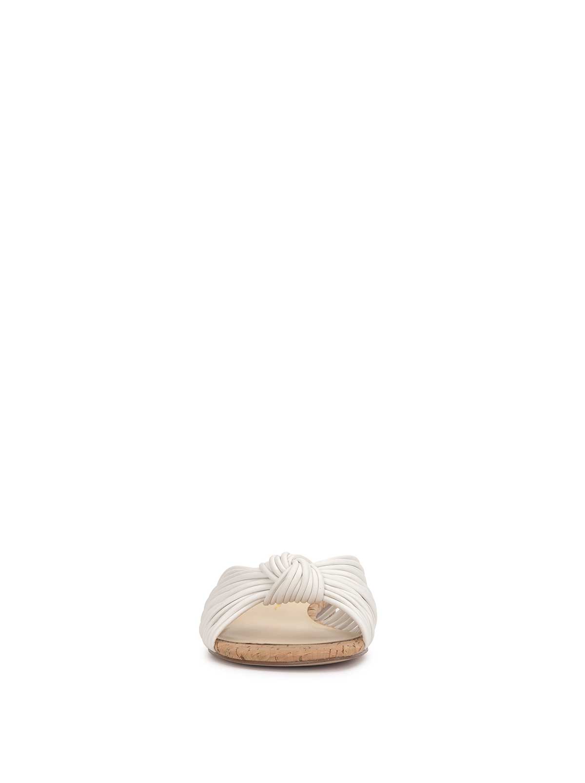 Jessica Simpson Women Dydra Knotted Flat Sandal in White
