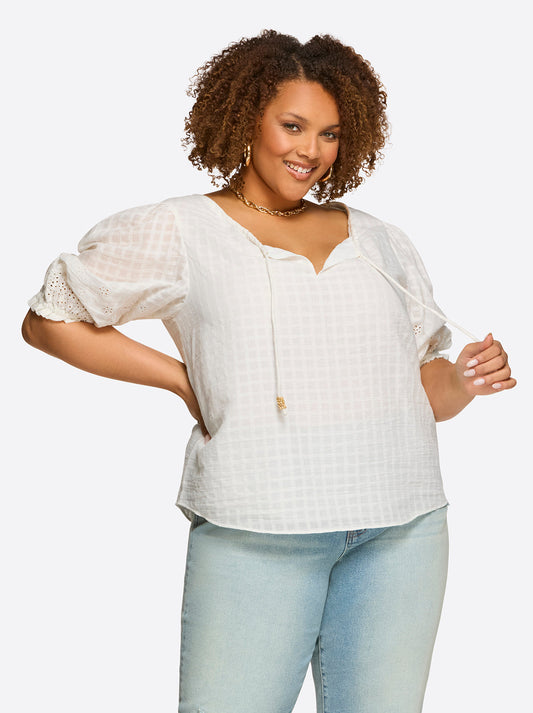 Jessica Simpson Women Sibyl Top in Gardenia
