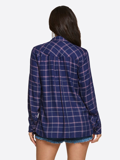 Jessica Simpson Women Petunia Shirt in Ocean Cavern Plaid