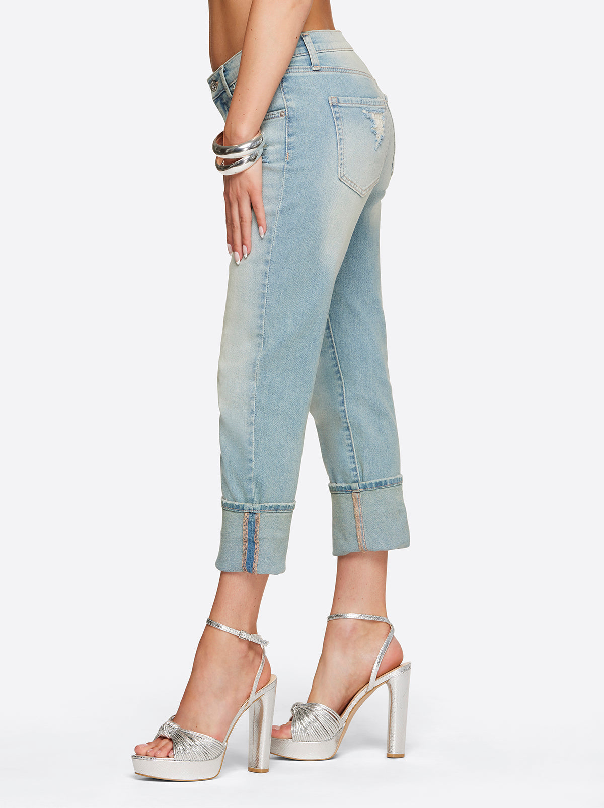 Jessica Simpson Women Mika Best Friend Slouchy Skinny in Sightseeing