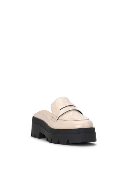 Jessica Simpson Women Uma Slip On Loafer in Chalk