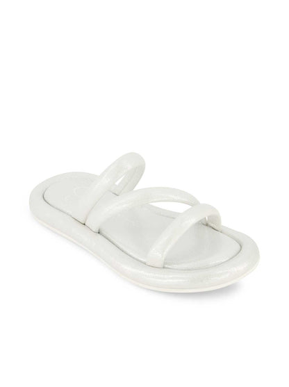 Jessica Simpson Women Girls' Kaylen Strap Slippers in Silver