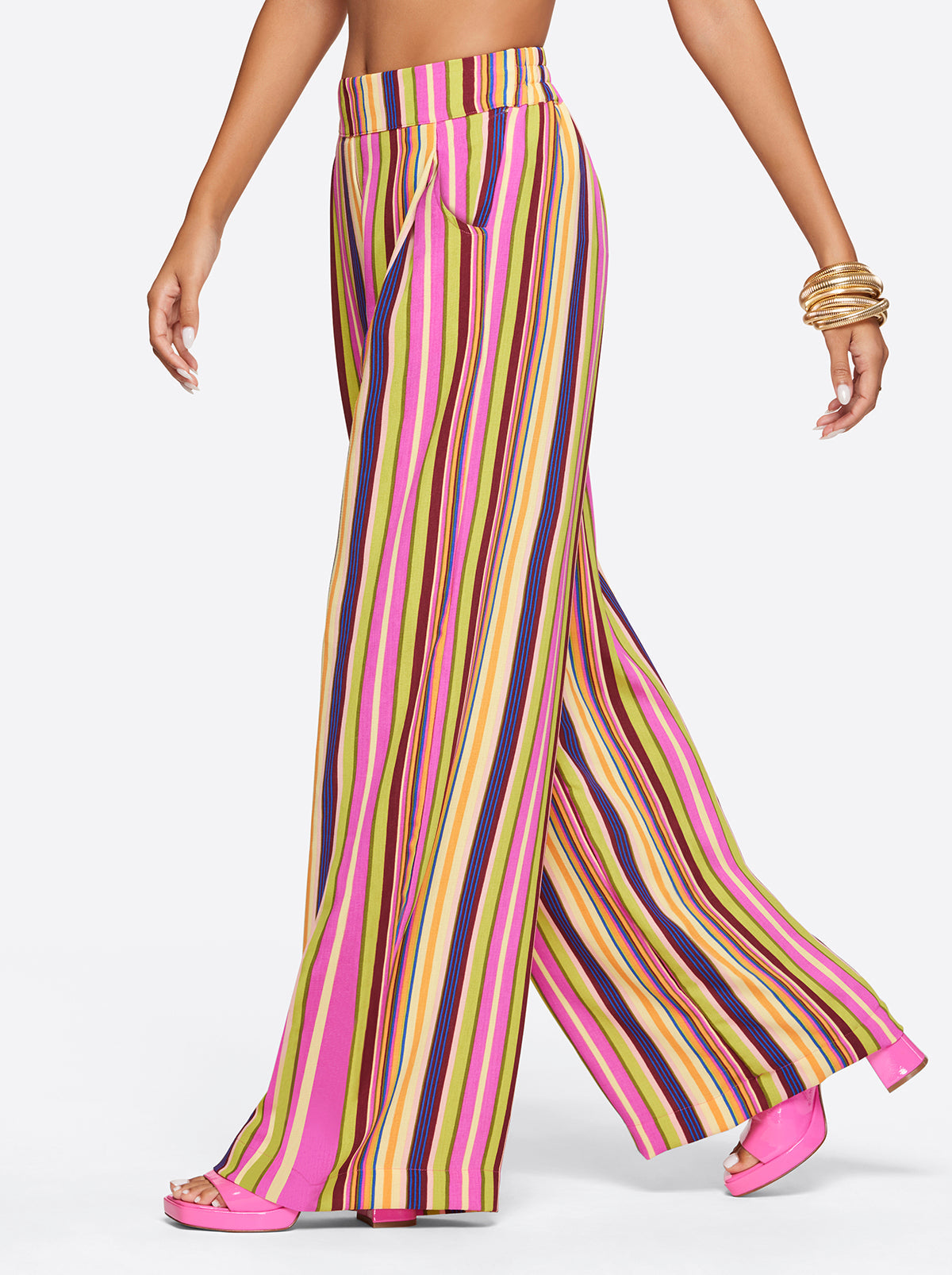 Jessica Simpson Women Winnie Wide Leg Pants in Rainbow Stripe