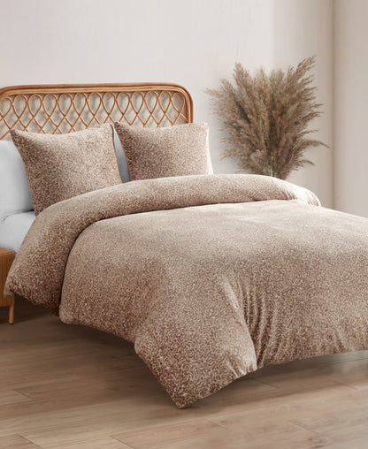 Jessica Simpson Home Leopard Printed Plush Comforter Set