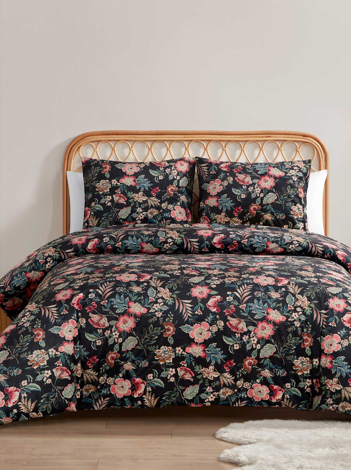 Jessica Simpson Home Arcadian Blooms Velvet Duvet Cover  Set