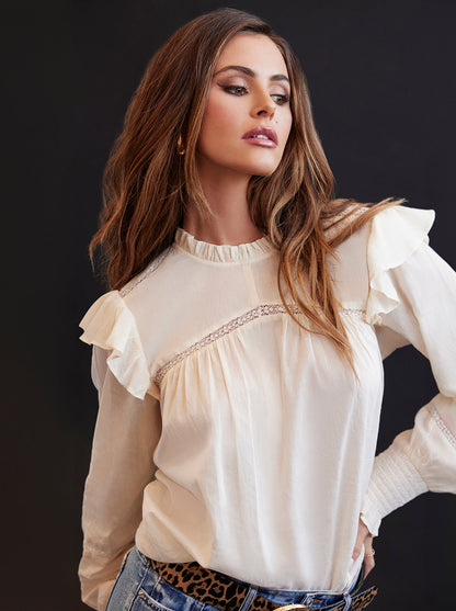 Jessica Simpson Women Elsiana Ruffle Top in Parchment