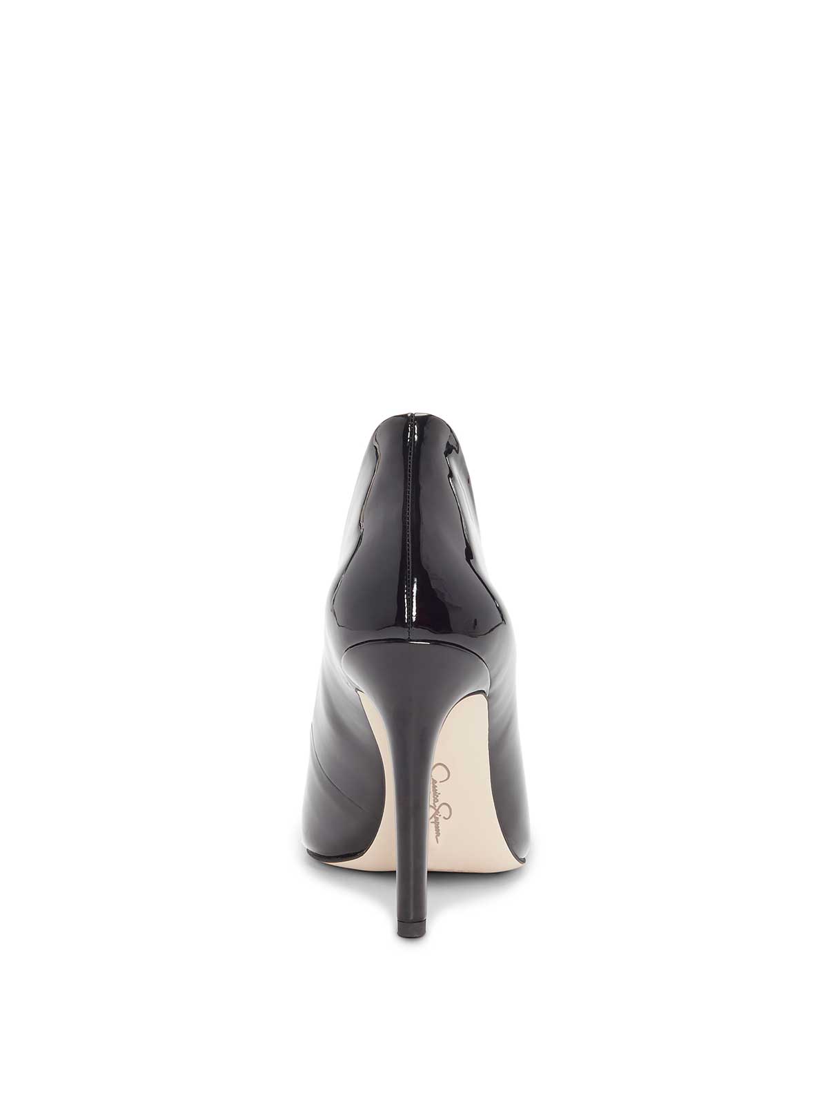 Jessica Simpson Women Cambredge Pump in Black