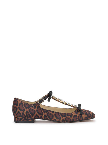 Jessica Simpson Women Jolliya Ballet Flat in Natural