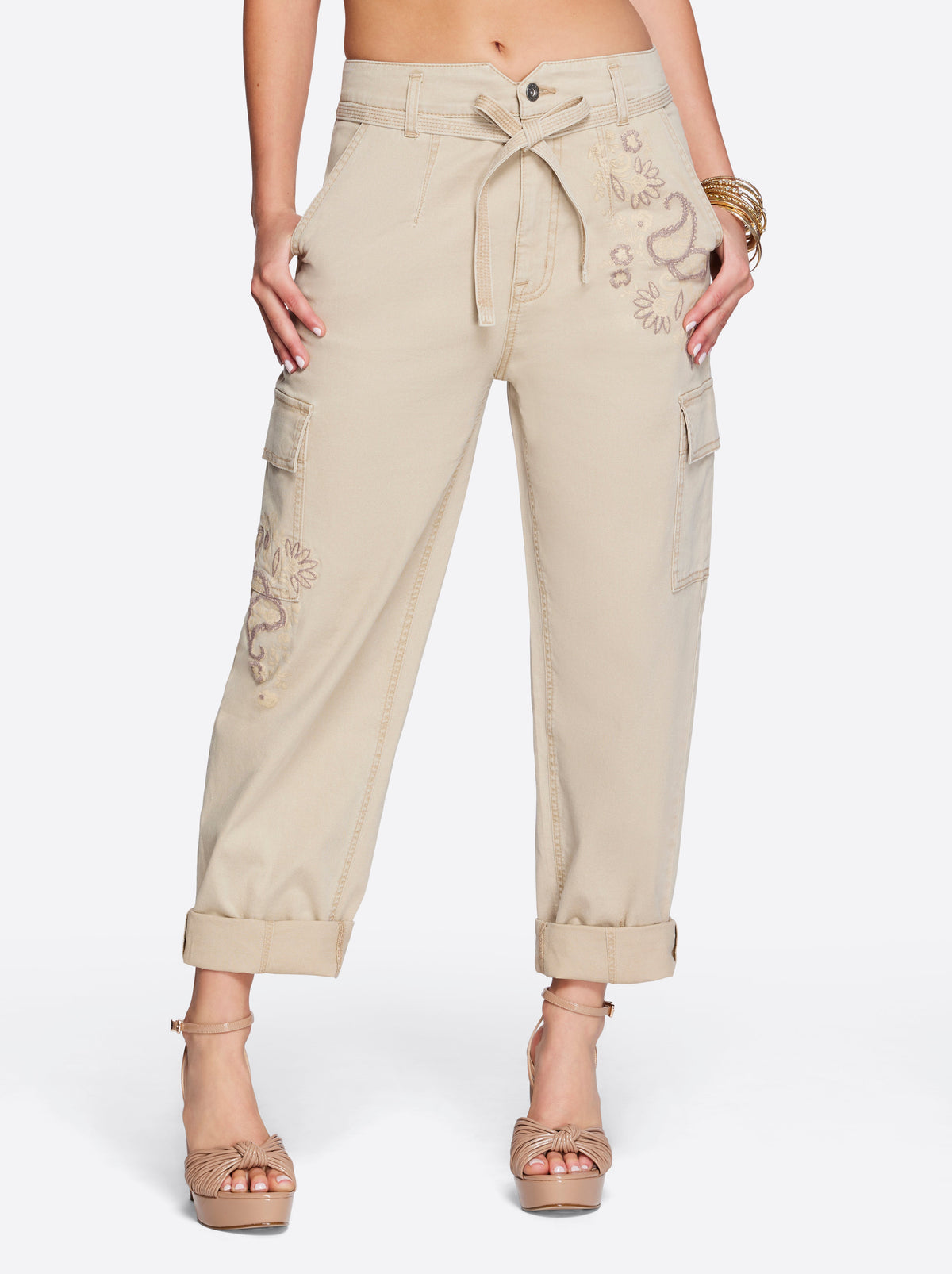 Jessica Simpson Women Allie Cargo Pant in Khaki