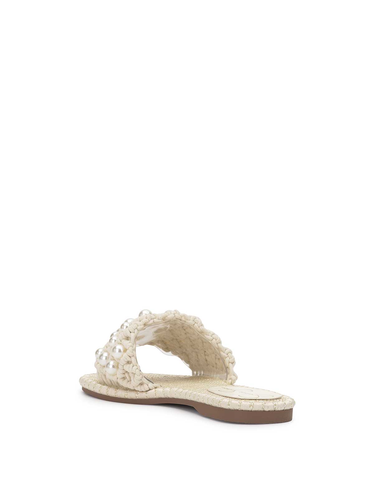 Jessica Simpson Women Brennara Flat Sandal in Cream
