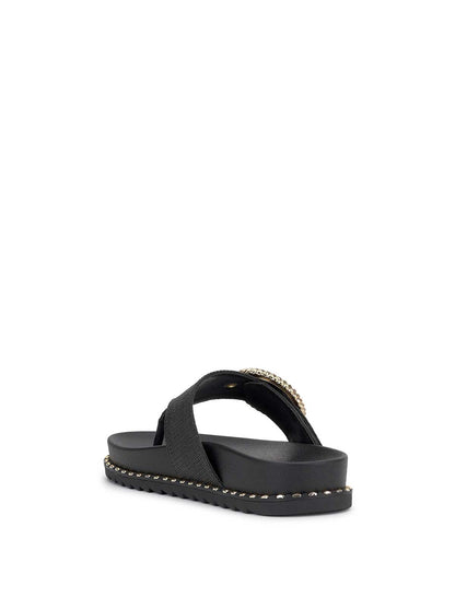Jessica Simpson Women Cymmeri Flat Sandal in Black