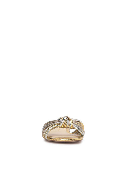 Jessica Simpson Women Dydra Knotted Flat Sandal in Silver & Gold