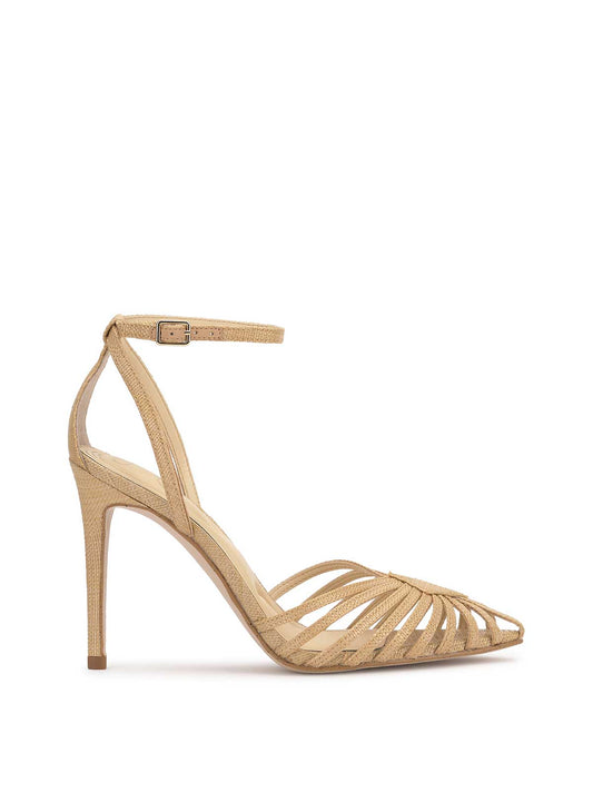 Jessica Simpson Women Paveri Pump in Natural
