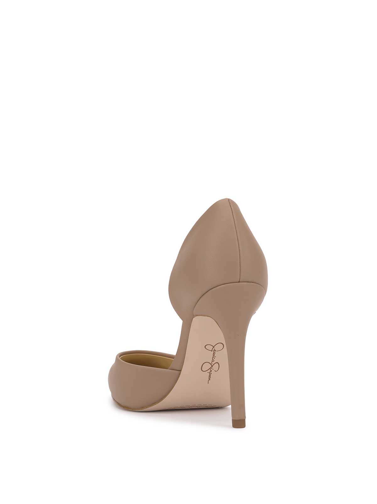 Jessica Simpson Women Prizma D'Orsay Pump in Chai Latte
