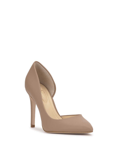 Jessica Simpson Women Prizma D'Orsay Pump in Chai Latte