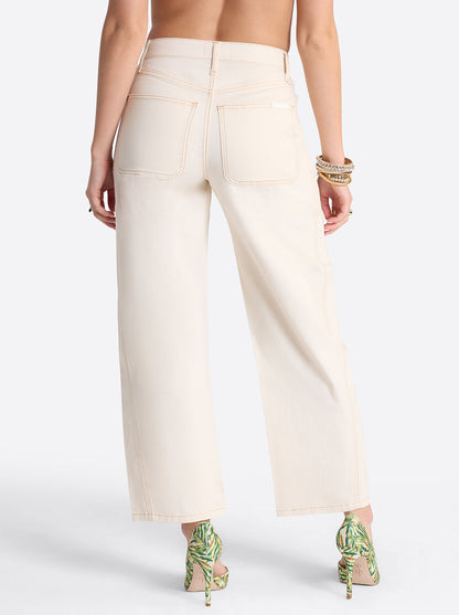 Jessica Simpson Women Relaxed Barrel Jeans in Ecru