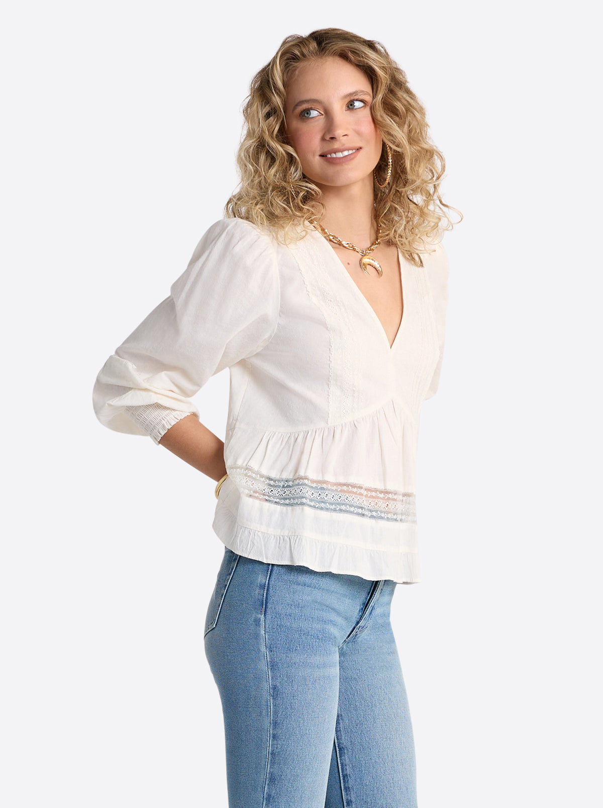 Jessica Simpson Women Elsie Babydoll Blouse in Buttercream