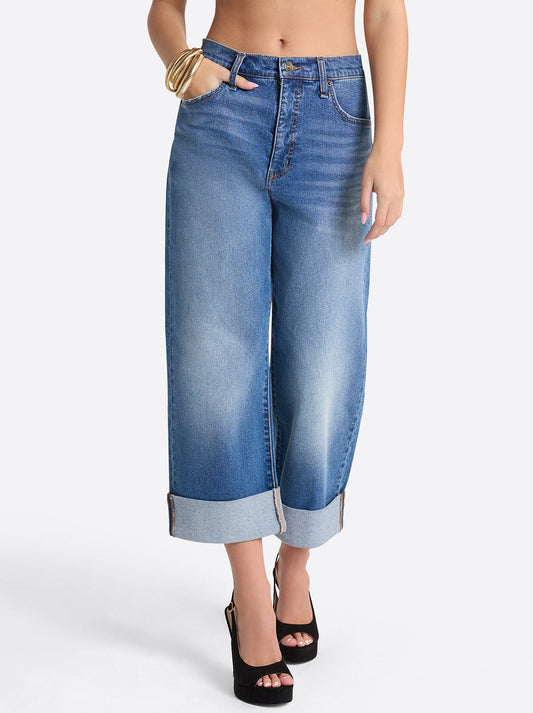 Jessica Simpson Women Valentine Wide Leg Boyfriend Jeans in High Road