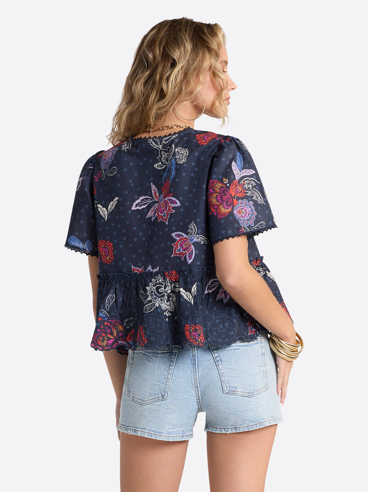 Jessica Simpson Women Raquelle Blouse in Polar Night Colorful Rio